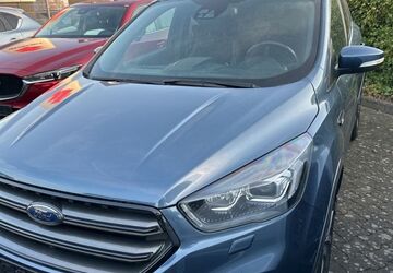 Ford Kuga 45.312 km 18.490 &euro; Grevenbroich 41515