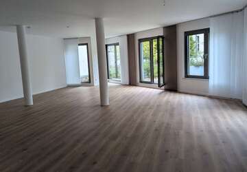 Wohnung Düsseldorf Pempelfort - 3 Zimmer, 150 m&sup2;, 2.098&euro; | Angebot:26766594