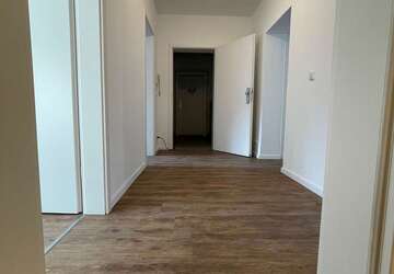Wohnung Krefeld Krefeld-Mitte - 3 Zimmer, 73 m&sup2;, 680&euro; | Angebot:27145495