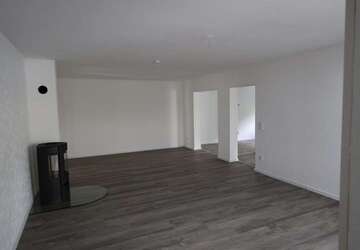 Wohnung Niederzier - 4 Zimmer, 136 m&sup2;, 1.200&euro; | Angebot:27293649