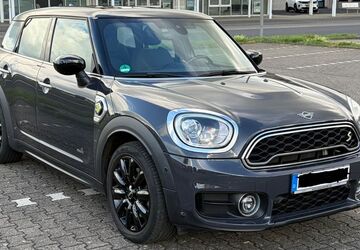 Mini Countryman SE (Cooper) 47.679 km 23.300 &euro; Willich 47877