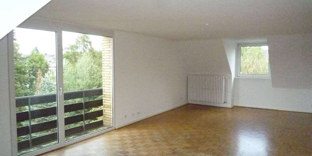 Etagenwohnung Düsseldorf Oberkassel - 4 Zimmer, 100 m&sup2;, 1.300&euro; | Angebot:26841329