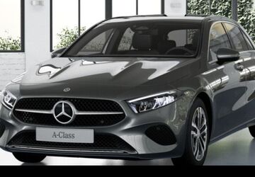 Mercedes-Benz A 180 9.900 km 32.290 &euro; Düsseldorf 40470