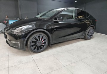 Tesla Model Y 67.100 km 40.800 &euro; Langenfeld 40764