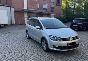 VW Sharan 223.000 km 8.700 &euro; Düsseldorf 40468