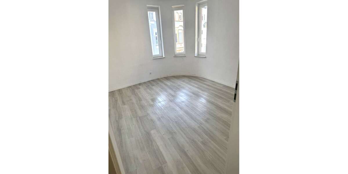 Etagenwohnung Mönchengladbach - 4 Zimmer, 95 m&sup2;, 1.270&euro; | Angebot:27349708