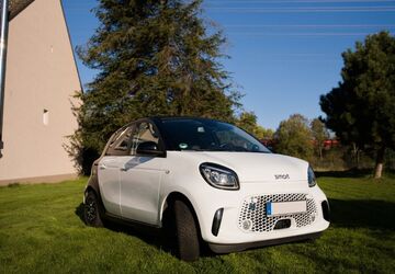 Smart ForFour 46.365 km 12.700 &euro; Düsseldorf 40221
