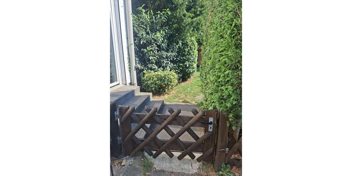 Etagenwohnung Hilden Meide - 3 Zimmer, 130 m&sup2;, 1.287&euro; | Angebot:27232758