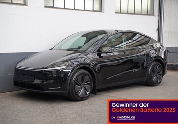 Tesla Model Y 12.271 km 48.950 &euro; Mönchengladbach 41236