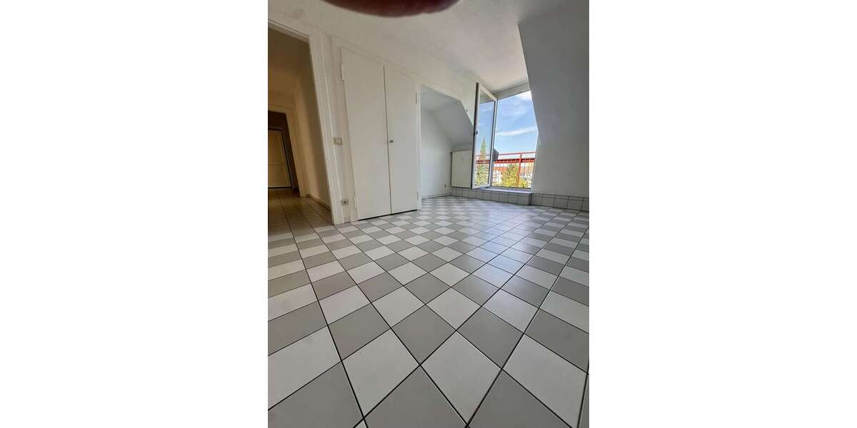 Etagenwohnung Düsseldorf Stadtbezirk 8 - 3 Zimmer, 73 m&sup2;, 1.095&euro; | Angebot:27336650