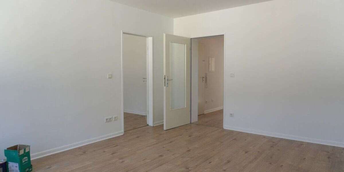 Etagenwohnung Düsseldorf Eller - 3 Zimmer, 72 m&sup2;, 770&euro; | Angebot:27338058