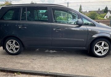 Opel Zafira 182.000 km 4.700 &euro; Düsseldorf 40227